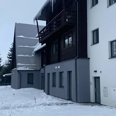 Nas Sen - * Svratouch